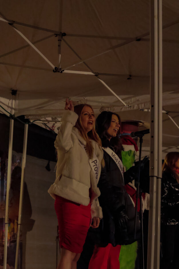 PHOTOS Provo lights the night with yuletide flair during Christmas